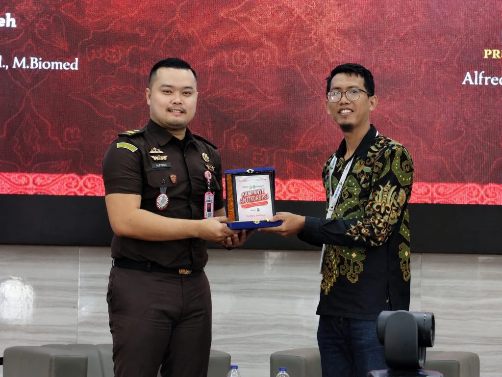 Tanamkan Integritas Sejak Dini, Kejati NTT Edukasi 1.410 Mahasiswa Baru Poltekkes Kupang
