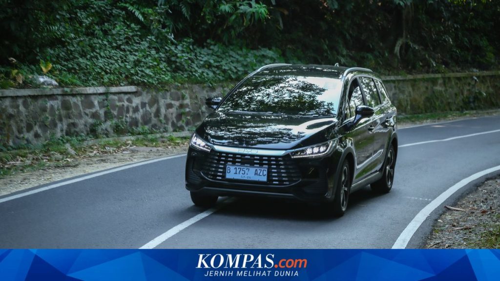 Uji Coba BYD M6 DM PHEV di Jalur Tanjakan Jawa Barat: Ini Hasilnya