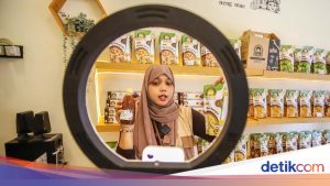 UMKM Kuliner Betawi Manfaatkan Platform Digital untuk Memperluas Jangkauan Pasar