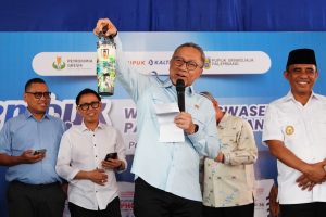 Zulhas Targetkan 40.000 Koperasi Desa Merah Putih Beroperasi Penuh pada Oktober 2026