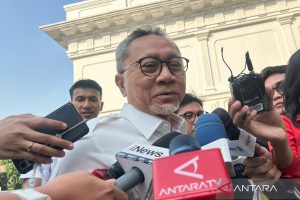 Zulhas Tegaskan Koperasi Desa Berbeda Jauh dengan Supermarket, Ini Alasannya