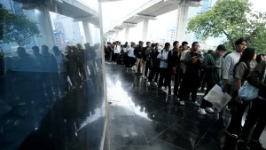 1 Juta Lulusan Perguruan Tinggi Menganggur, Pemerintah Butuh Langkah Inovatif Perluas Lapangan Kerja