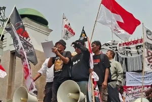 Aksi Unjuk Rasa APMB Dibubarkan Setelah DPR Berkomitmen Selesaikan RUU Perampasan Aset