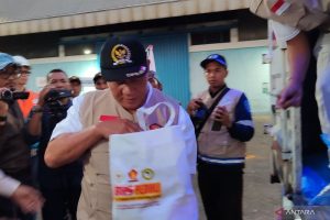 Anggota DPR Kirim 12 Truk Bantuan untuk Korban Gempa NTT