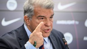 Barcelona Beri Tanggapan Resmi Terkait Insiden Tak Terduga