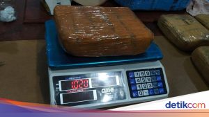 Bareskrim Amankan Tiga Kurir Narkoba Wanita di Riau, Sabu 10 Kg Diamankan