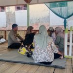 Bhabinkamtibmas Kutamanah Edukasi Warga di Posyandu: Jaga Kamtibmas dan Kesehatan Anak