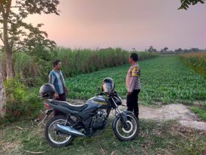 Bhabinkamtibmas Sosialisasikan Program Ketahanan Pangan untuk Petani Jagung Guna Mendukung Asta Cita Pemerintah
