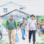 BKSDA Riau Pimpin Operasi Tangkap Monyet Liar di Tembilahan, 18 Korban Berjatuhan