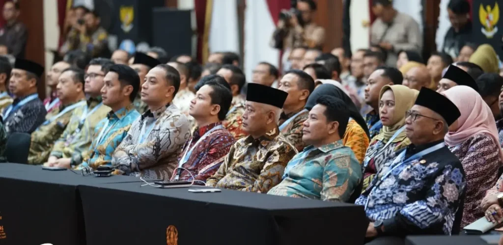 Bupati Blitar Perkuat Tata Kelola Pemerintahan dan Antikorupsi Lewat Rakor Bersama KPK dan Kemendagri