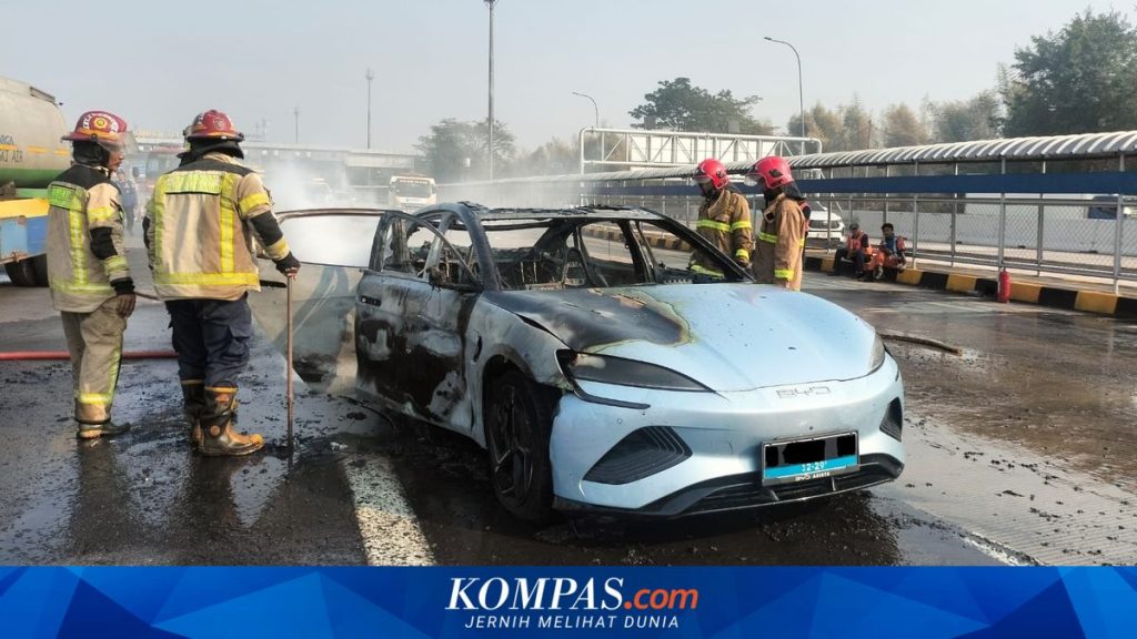 BYD Beri Tanggapan Terkait Insiden Mobil Listrik Terbakar di Tol Cikampek