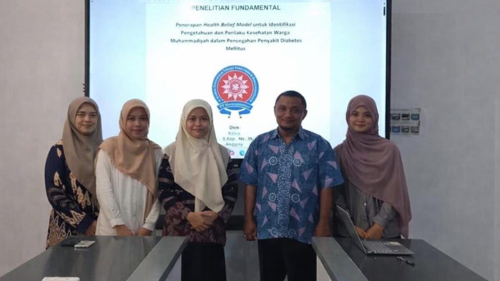 Cegah Diabetes Melitus, Tim Riset UMLA Lakukan Skrining Kesehatan dengan Health Belief Model pada Warga Muhammadiyah