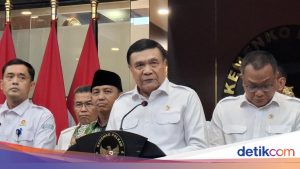 Cegah Kebakaran Hutan, Pemerintah Siagakan 43 Helikopter di 6 Provinsi