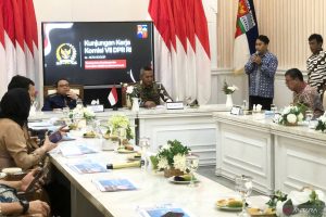 DPR Desak UMKM Laporkan Bank yang Mewajibkan Agunan KUR