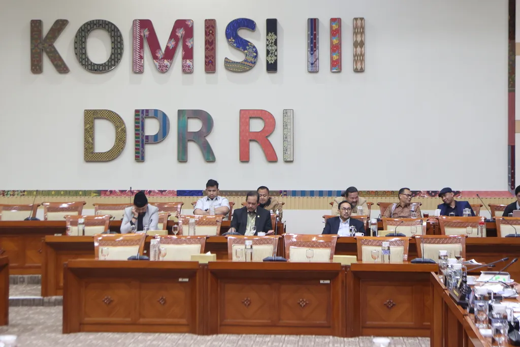 DPR Diminta Perketat Uji Kelayakan Calon Hakim Agung Demi Cegah Kecurangan