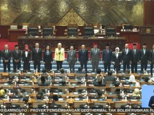 DPR Resmi Menyetujui 11 Hakim Agung dan 3 Hakim Ad Hoc MA