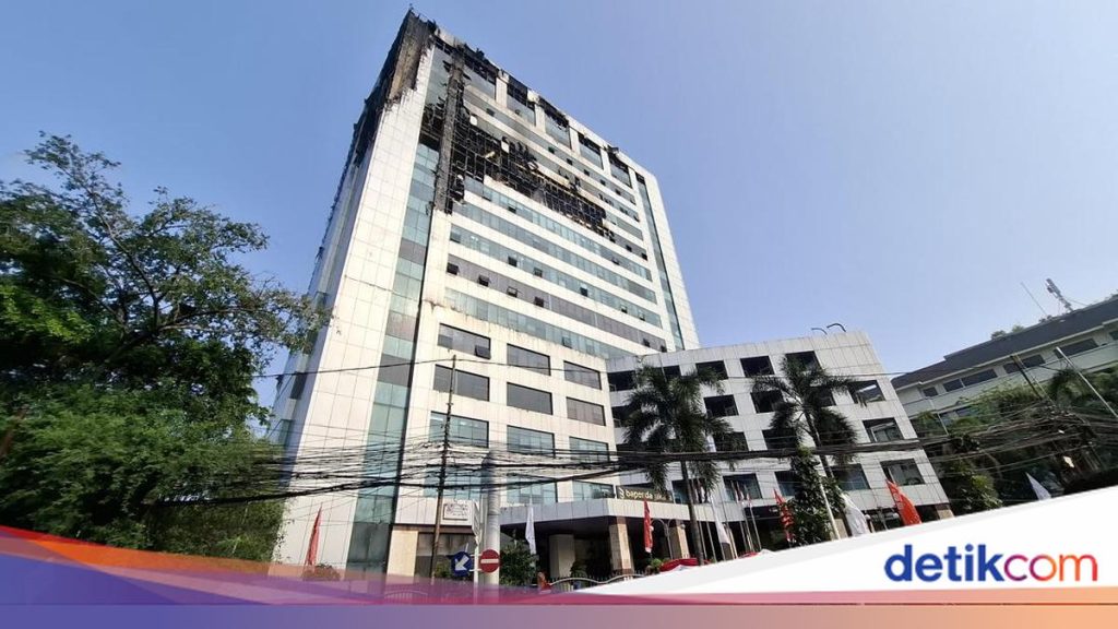 Gedung Bapenda Terbakar: Pramono Pastikan Data Pajak Aman dan Pelayanan Berjalan Normal