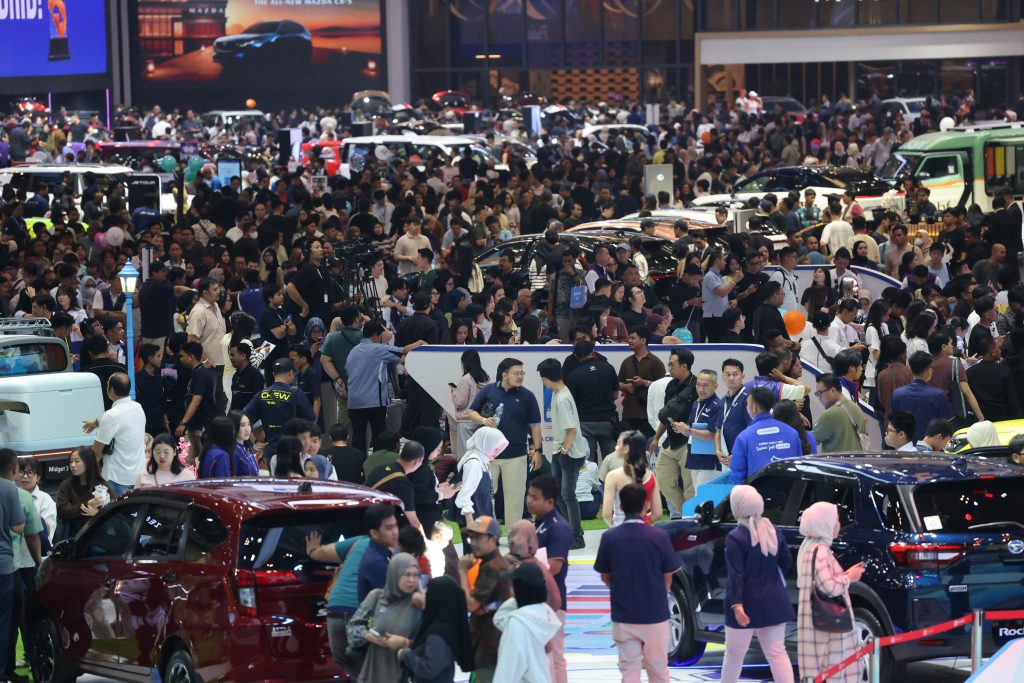 GIIAS Surabaya 2026: Pabrikan Jepang Siap Menantang Hegemoni Mobil Listrik China