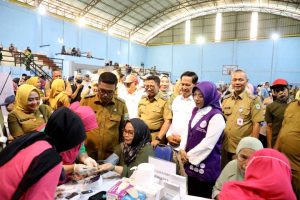 Gubernur dan Wali Kota Tinjau CKG, Sachrudin Ajak Warga Rutin Periksa Kesehatan