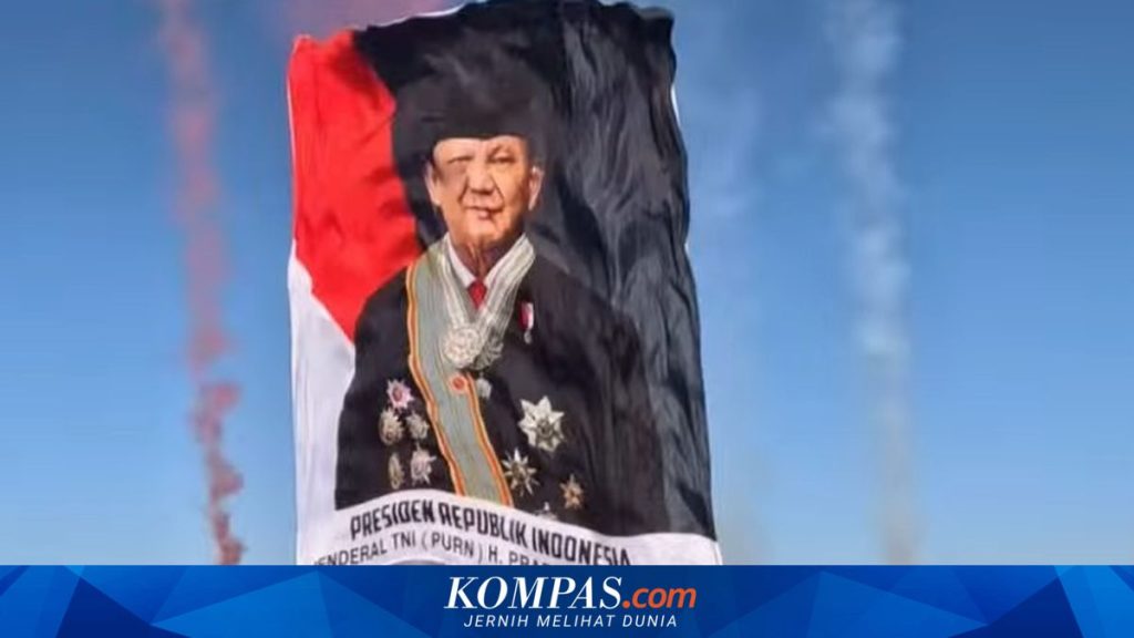Istana: Pengibaran Bendera Raksasa Bergambar Prabowo Wujud Kebanggaan Masyarakat