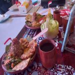 Jelajahi Kelezatan Kuliner di Sentra Wisata Kuliner (SWK) Surabaya: Inovasi Tahu Isi dengan Daun Singkong