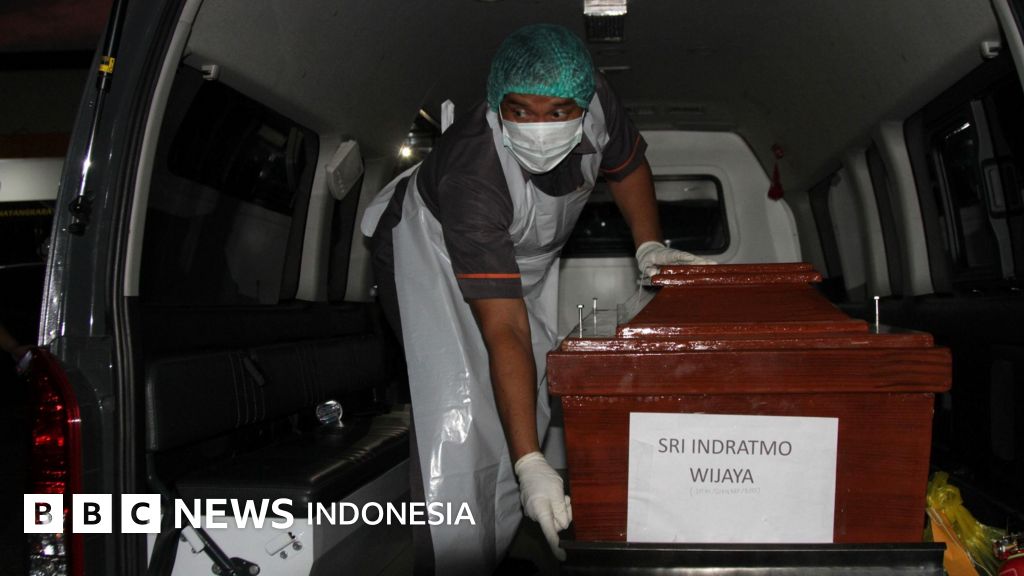 Kapal Mutiara Sentosa 2 Terbakar: Fakta Terkini yang Perlu Anda Ketahui