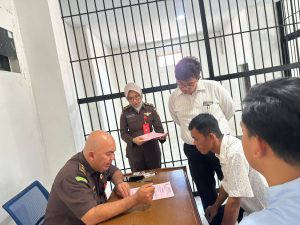 Kasus Kecelakaan Kerja di PT Palma Selesai, Polda Sulbar Serahkan Tersangka ke Kejaksaan
