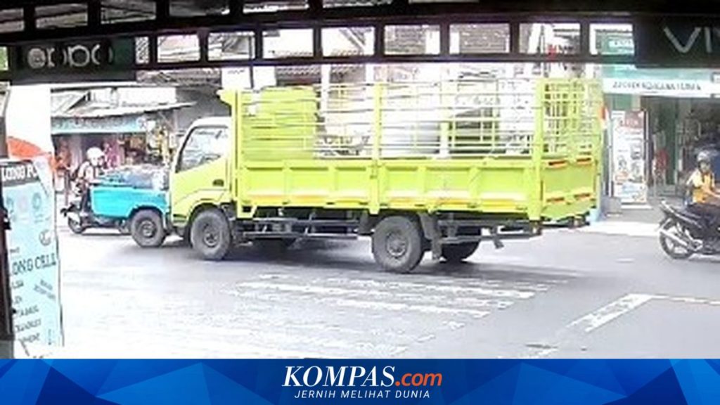 Kecelakaan Beruntun di Jalan Wonosari: Empat Kendaraan Terlibat, Satu Pengemudi Meninggal Dunia