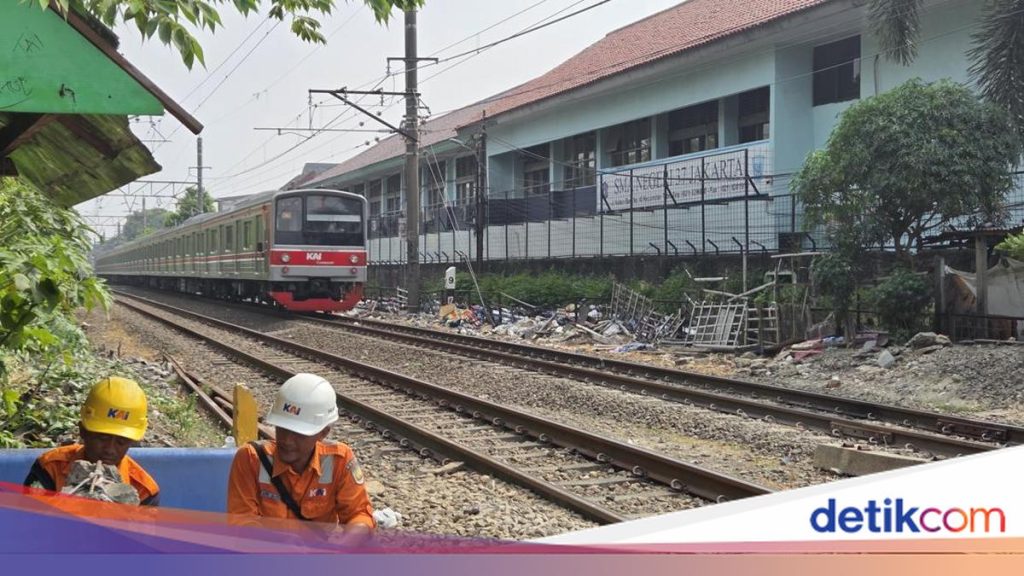 Kecelakaan KRL: Dua Orang Meninggal pada Hari yang Sama