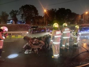 Kecelakaan Maut di Tol Jagorawi: Mobil Mewah Tabrak Truk Kontainer, Dua Tewas