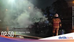 Kecelakaan Mercedes di Jagorawi: Dua Korban yang Berteman Dekat, Jenazah Dipulangkan ke Keluarga