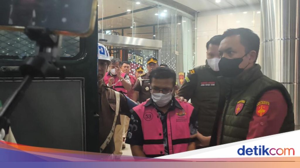 Kejagung Tetapkan Dua Pegawai Pajak Sebagai Tersangka Kasus Manipulasi Ekspor Pulp