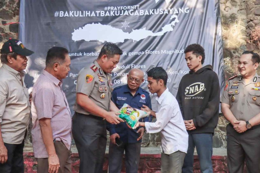 Keluarga Besar Polresta Malang Kota Salurkan Rp11 Juta dan Bantuan Kemanusiaan untuk Korban Bencana NTT