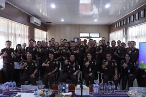 Kepala Kejaksaan Tinggi NTT Tinjau Langsung Kinerja Kejaksaan Negeri Sumba Barat