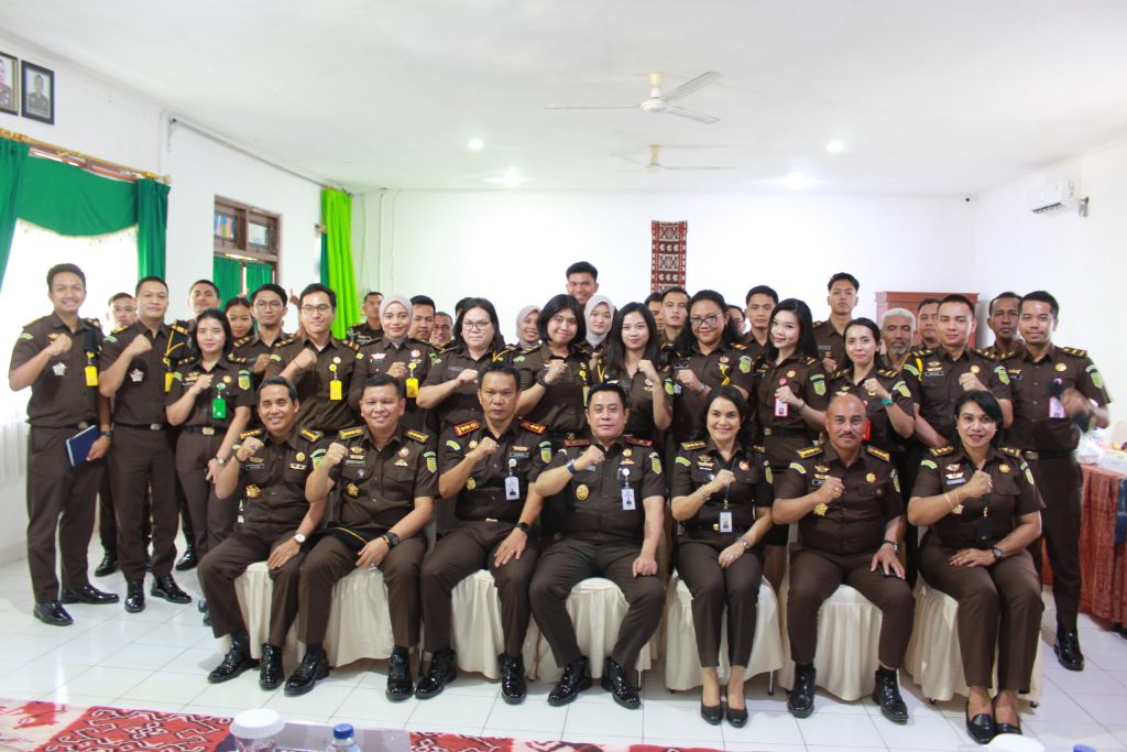 Kepala Kejaksaan Tinggi NTT Tinjau Langsung Kinerja Kejari Sumba Timur