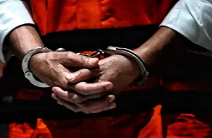 KPK Menahan Mantan Pejabat Pajak dalam Kasus Dugaan Korupsi