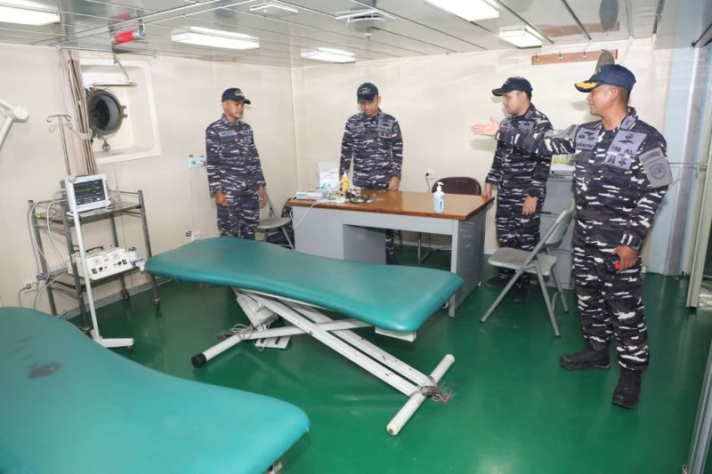 KRI dr. Soeharso Tingkatkan Layanan Kesehatan Pasca-Gempa di Manggarai, NTT