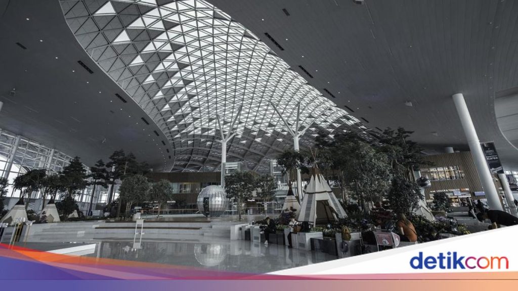 Lonjakan Turis ke Korsel Bikin Bandara Incheon Kewalahan