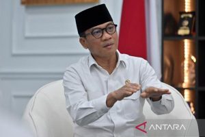 Mendes Ingatkan Masyarakat untuk Waspada Narasi Palsu Kopdes Merah Putih di Medsos
