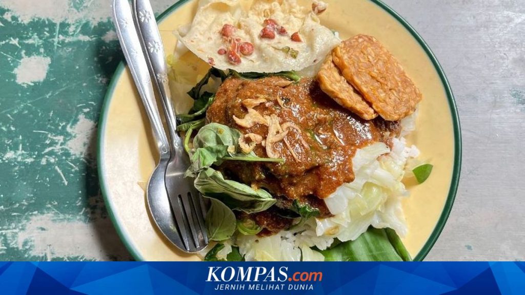 Menelusuri Sejarah Pecel: Dari Metode Memasak Hingga Menjadi Hidangan Khas Indonesia