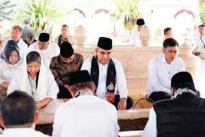 Menjelang HUT ke-81 RI, Pimpinan MPR Ziarah ke Makam Bung Karno, Serukan Persatuan Bangsa