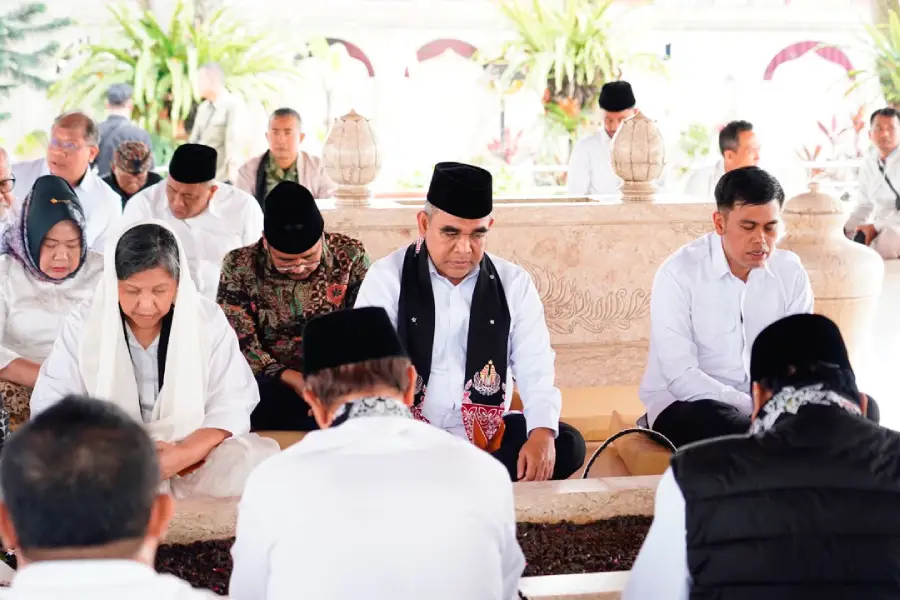 Menjelang HUT ke-81 RI, Pimpinan MPR Ziarah ke Makam Bung Karno, Serukan Persatuan Bangsa