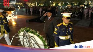 Menjelang HUT RI, Prabowo Pimpin Upacara Ziarah Nasional dan Renungan Suci