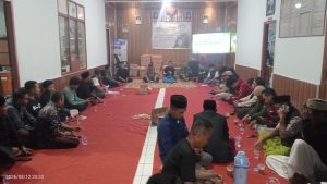Menyongsong HUT RI ke-81, Sinergi Bhabinkamtibmas dan Pemdes Cipeundeuy Siapkan Pesta Kemerdekaan