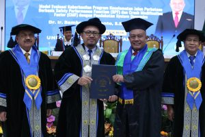 Meraih Doktor di Unissula, Bambang Istiyanto Kembangkan Model Prediksi Kecelakaan untuk Jalan yang Lebih Aman