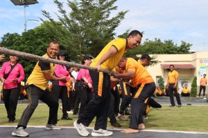 Meriahkan HUT RI ke-81, Polres Batu Bara Adakan Olahraga Bersama dan Lomba Tradisional