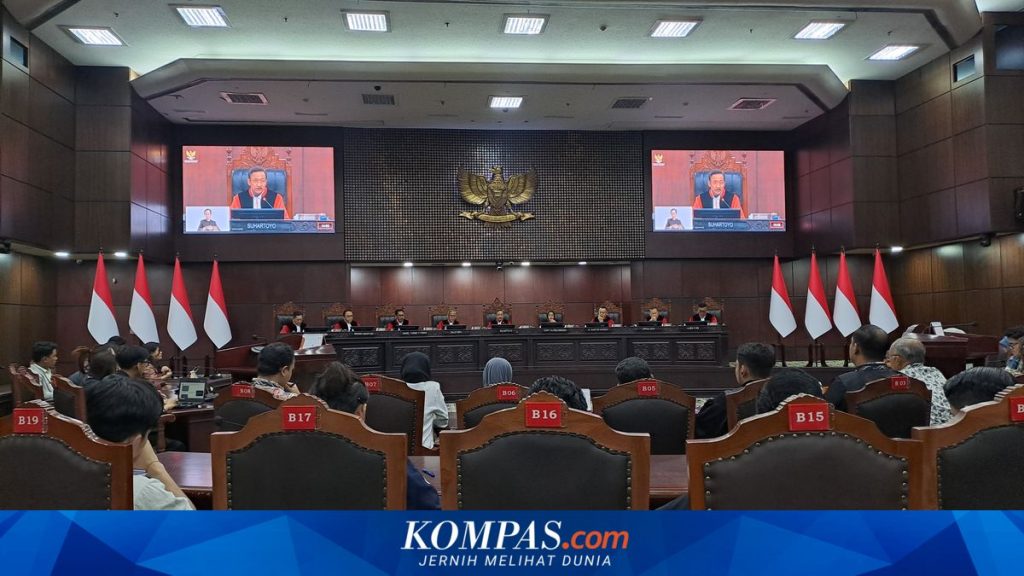 MK Hapus Pasal Penghinaan Pemerintah: Lembaga Negara Bukan Manusia, Ini Pertimbangannya