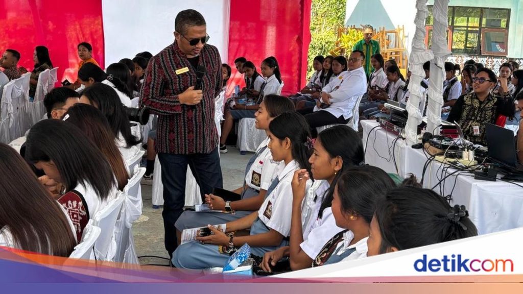 OJK Kenalkan Literasi Keuangan pada Pelajar Rote Ndao: Cara Atur Uang Saku
