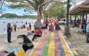 Pantai Nambo Kendari: Model Keberhasilan Sektor Pariwisata dalam Meningkatkan Pendapatan Asli Daerah