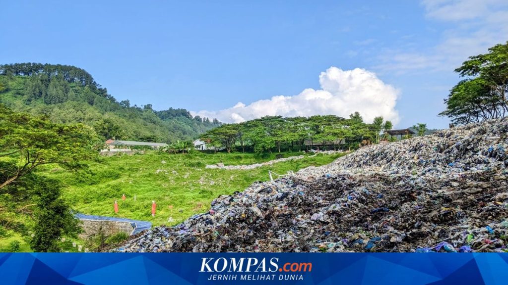 Pemerintah Siapkan Langkah Basahi Timbunan Sampah di TPA Antisipasi Kebakaran